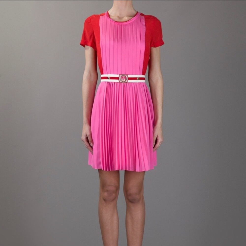 Juicy Couture pink & red pleated silk dress 💕